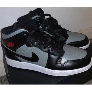 Nike air Jordan 1 Mid black grey white and red